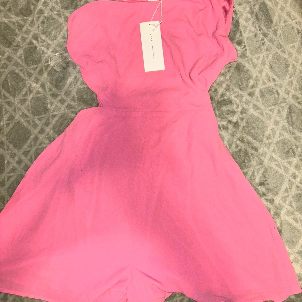 Lush Pink Romper - Picture 3 of 4